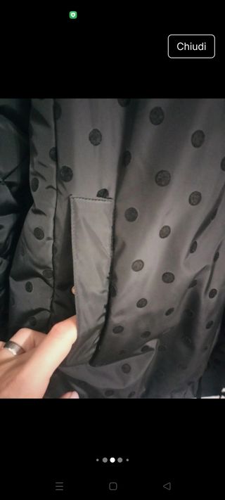 Piumino Scee nero a pois