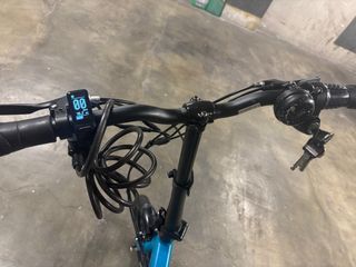 Bicicleta eléctrica plegable Freel  muy bien
