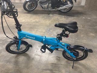 Bicicleta eléctrica plegable Freel  muy bien