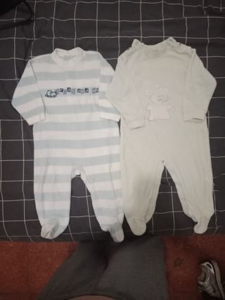 2 Pijamas bebé 12 meses