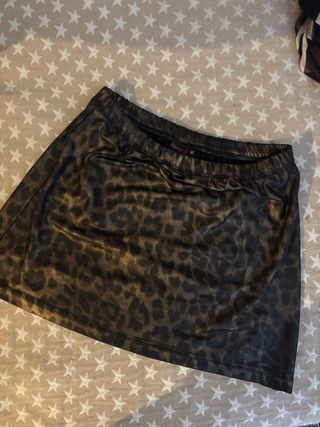 Mini Falda Leopardo Pink Pepper para estrenar 