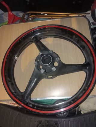 Llanta moto CBR - llanta negra