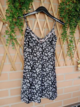 Camisón negro flores - Talla 42