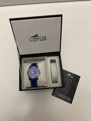 Reloj Lotus azul niño