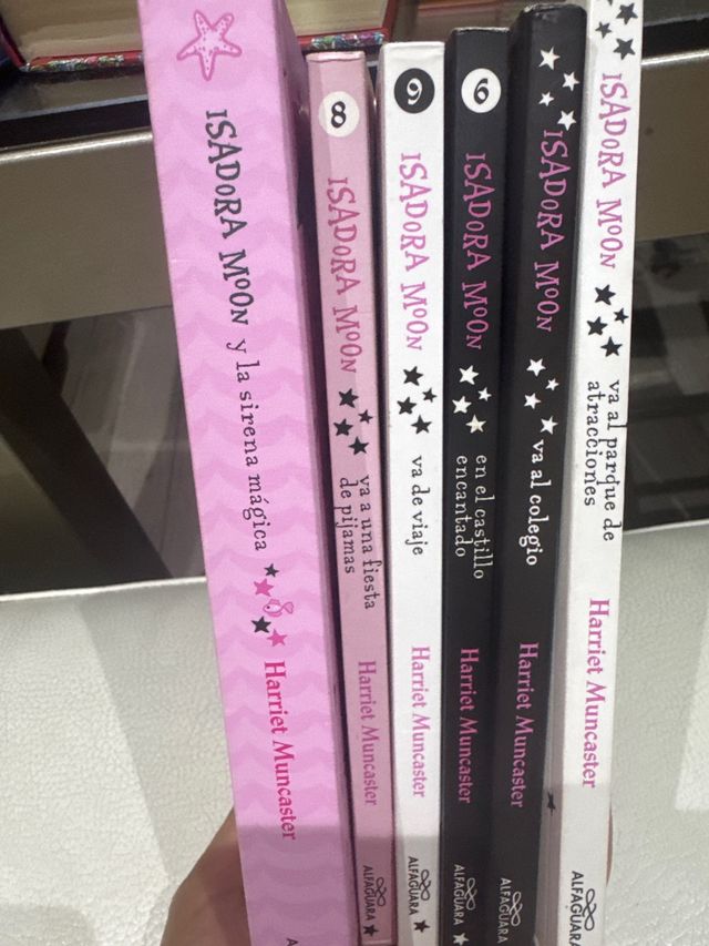 Isadora Moon y la sirena mágica / Isadora Moon ...