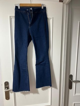 Vaqueros campana Zara - azul
