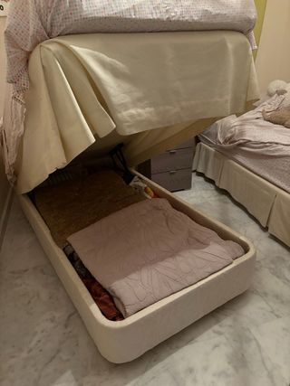Canapé abatible 90cm beige 100€ cada uno