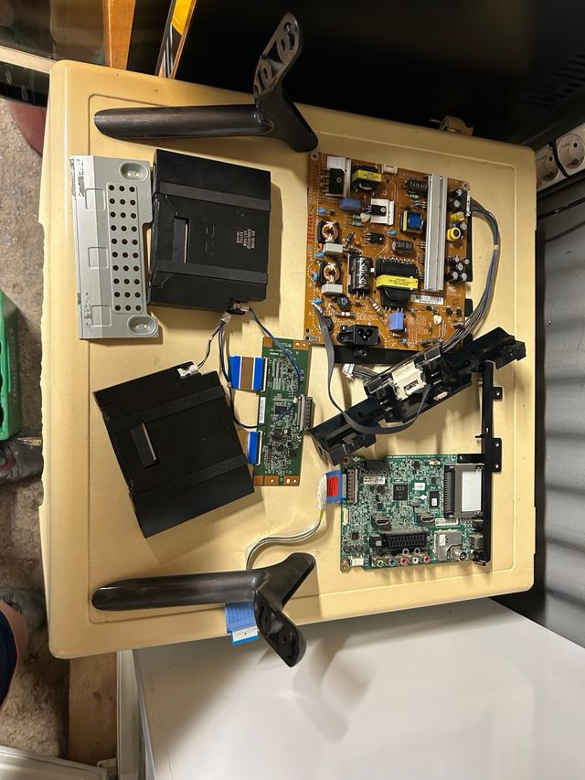 TV LG 39LB5610 - Despiece