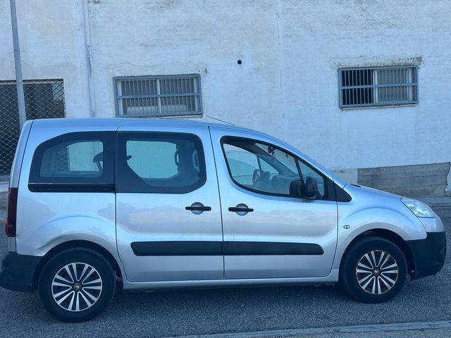 Peugeot Partner 2012
