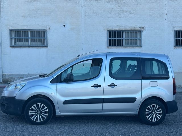 Peugeot Partner 2012