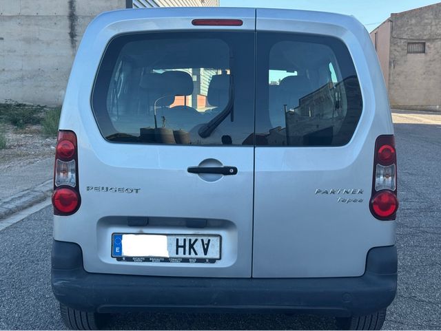Peugeot Partner 2012