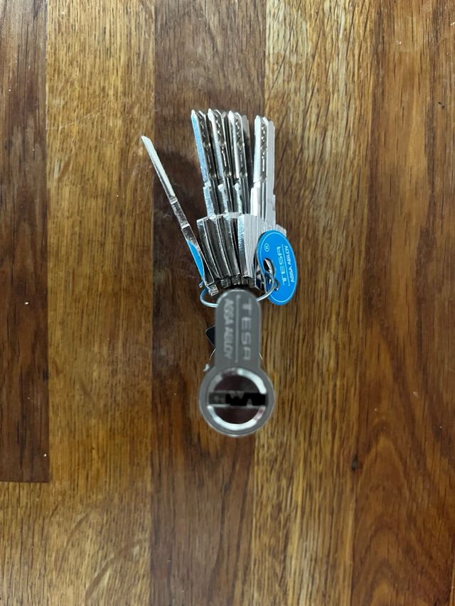 Cerradura Tesa 35mm + 5 llaves