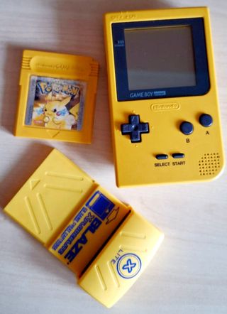 Nintendo Game Boy Pocket giallo + gioco Pokémon
