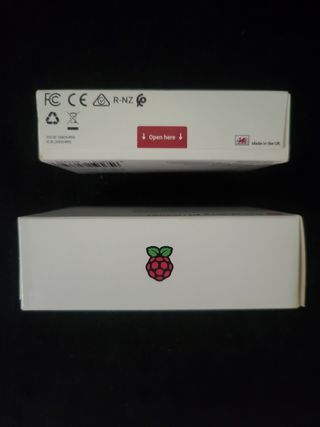 Raspberry Pi 5 8GB + PI Case 