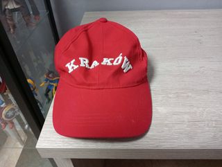 2 Gorras - Kraków & Sorginen Museoa