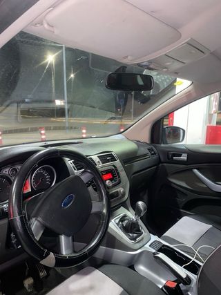 Ford Kuga 2011
