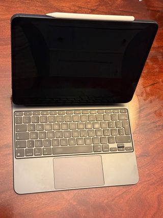 iPad Pro M4 12.9" 512GB magic keyboard Pencil pro