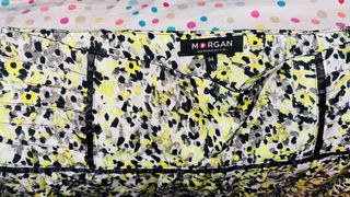 Falda estampada negra y amarilla MORGAN.