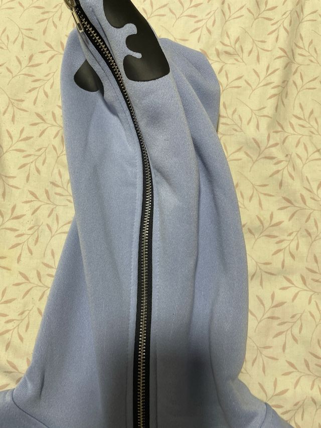 Sudadera azul Eternals con cremallera