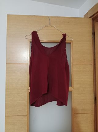 Blusa roja Stradivarius M