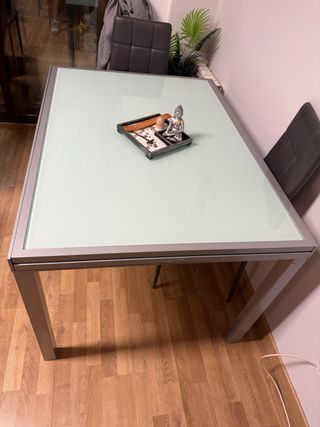 Mesa cristal moderna - blanca y plata