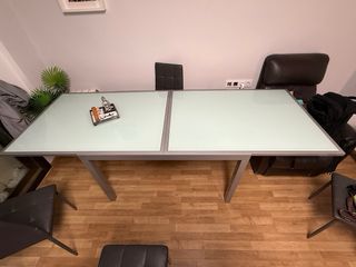 Mesa cristal moderna - blanca y plata