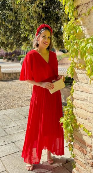 Vestido rojo plisado espalda abierta