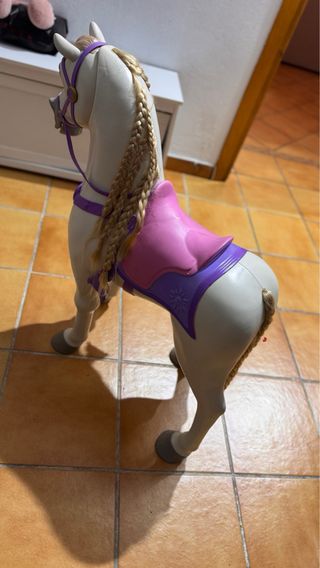 Caballo Maximus Rapunzel Disney