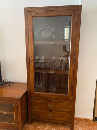 Vitrina madera - Mueble Comedor