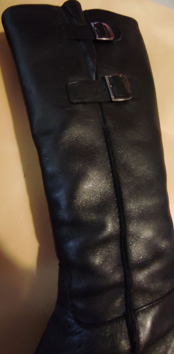 Botas altas negras de cuero wonders