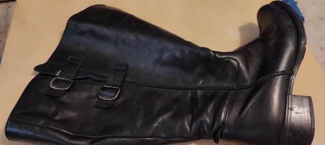 Botas altas negras de cuero wonders