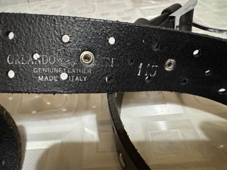 Cintura vintage nera forata
