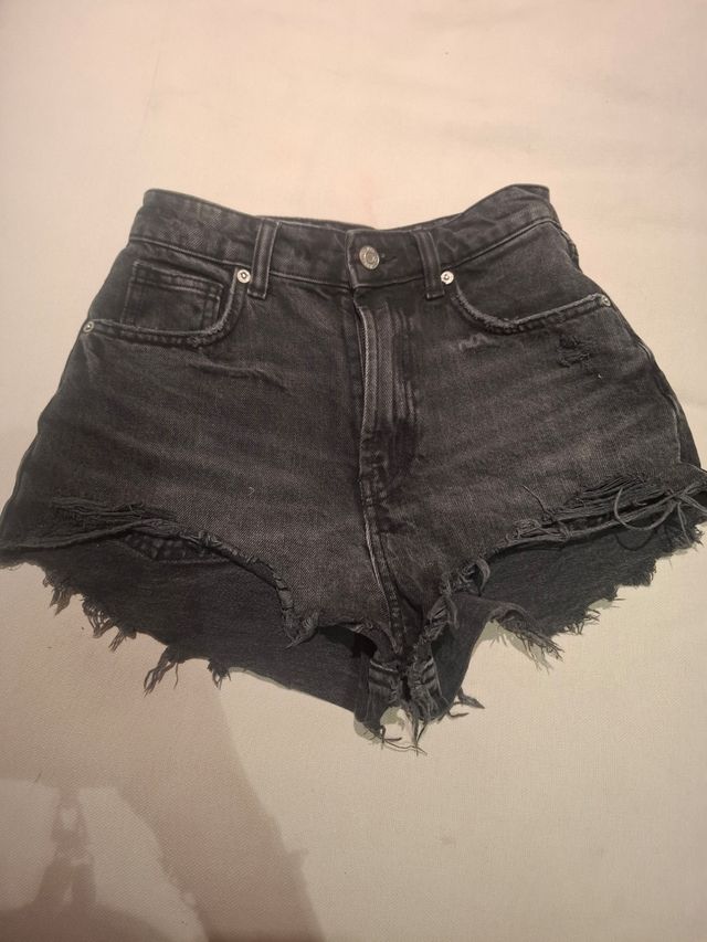 Shorts vaqueros negros Zara - Rotos