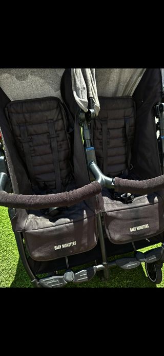 Silla de paseo gemelar Kuki Twin negro y gris