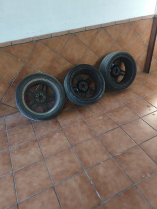 3 Llantas Seat León FR
