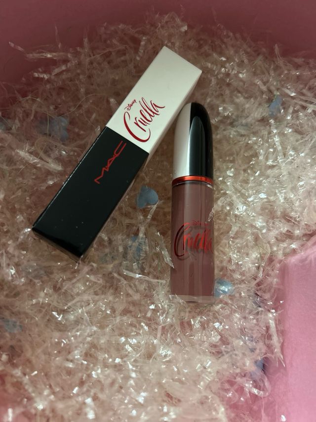 M·A·C Cremesheen Lipstick - Cruella