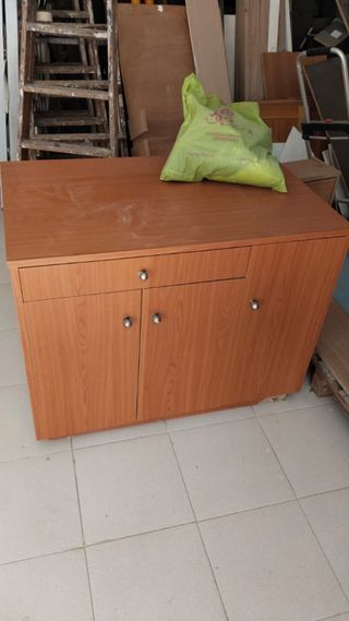 ÚLTIMO PRECIO!!!!  Mueble de madera marrón