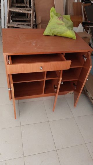 ÚLTIMO PRECIO!!!!  Mueble de madera marrón
