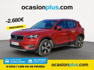 Volvo XC40 T3 Momentum Pro Auto 120 kW (163 CV)