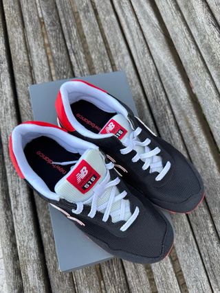 New Balance 515 - Negras/Rojas - 39