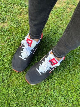 New Balance 515 - Negras/Rojas - 39