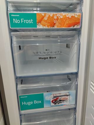 Cajones Congelador Hisense - No Frost