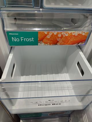 Cajones Congelador Hisense - No Frost