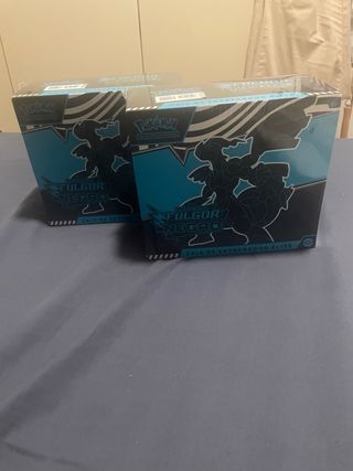 2 Cajas Elite Pokémon Fulgor Negro