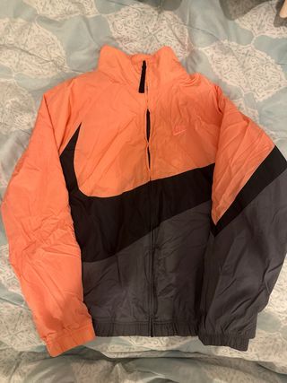 Chaqueta Nike Windrunner
