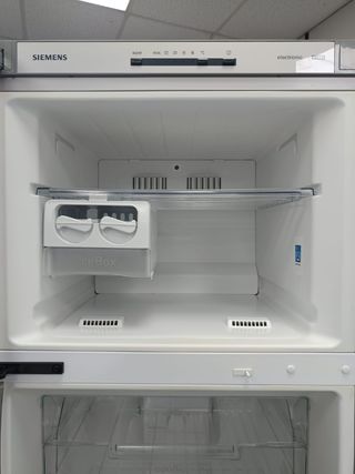 Nevera Siemens - Refrigerador Acero
Gris 185×60