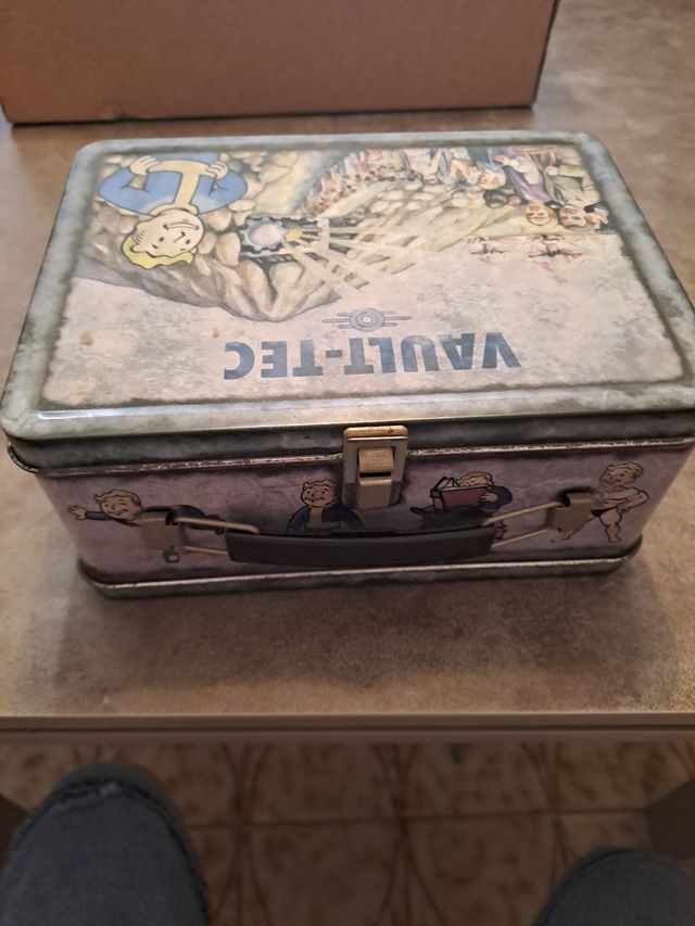 Caja metálica Fallout 3 PS3