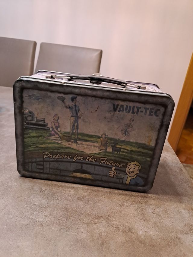 Caja metálica Fallout 3 PS3