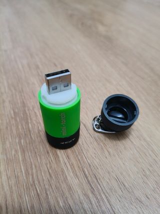 Mini Linterna LED Bolsillo Verde