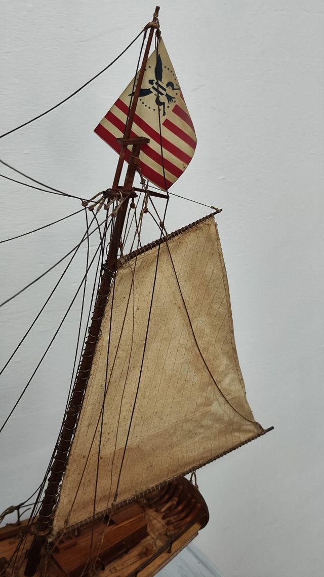 Barco velero madera antiguo